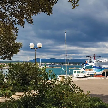 Pet Friendly In Lejlighed Malinska