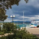 Pet Friendly In Apartmán Malinska